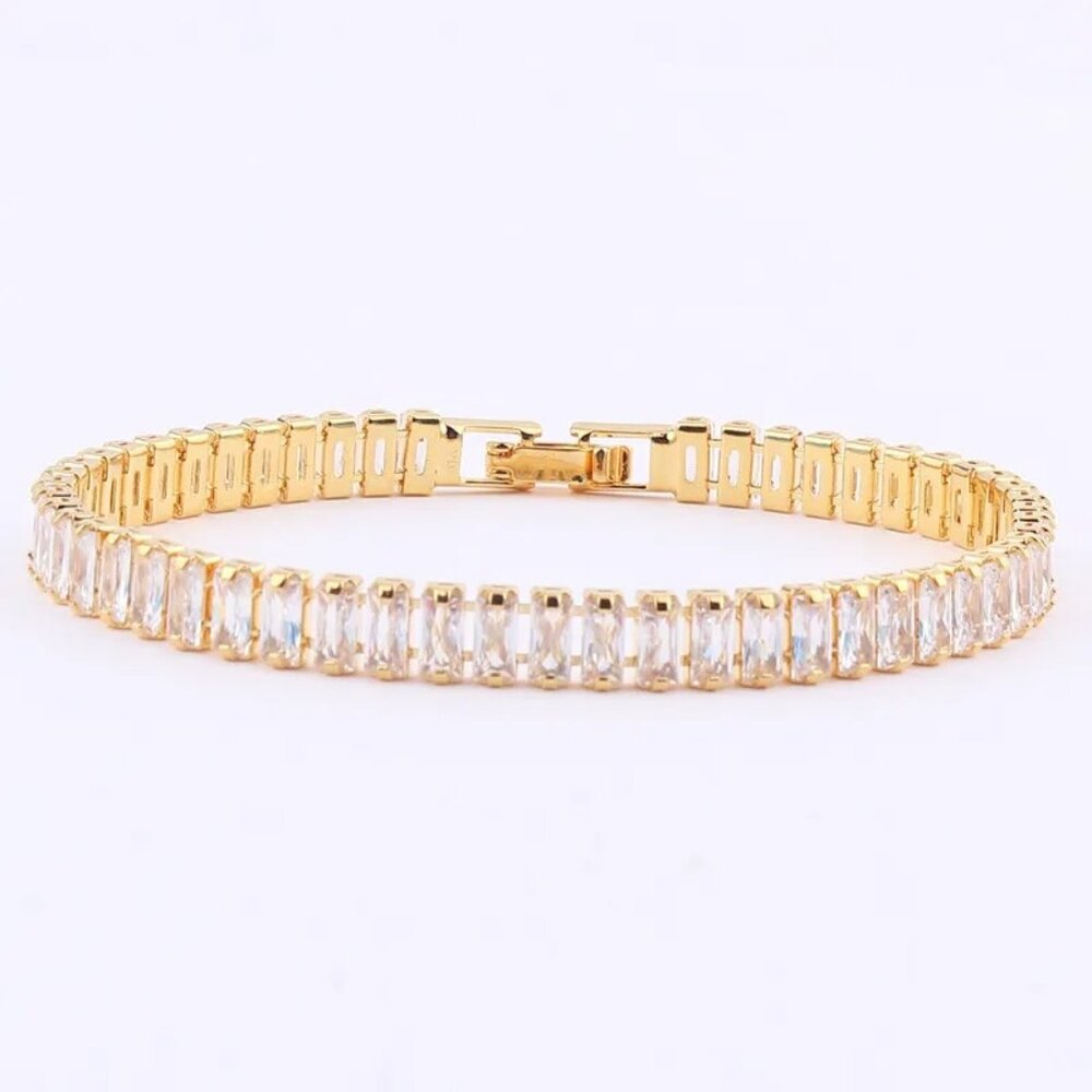 Square Buckle Bracelet White Diamond Cubic Zirconia 18K Inlay